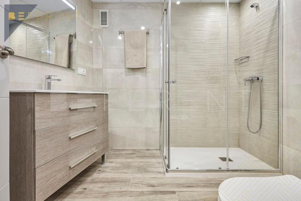 Beferent Plaza San Cristobal Apartment Alicante Luaran gambar