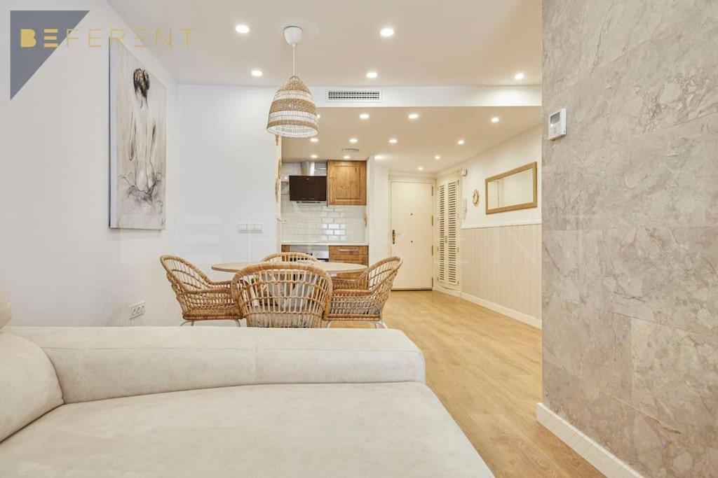 Beferent Plaza San Cristobal Apartment Alicante Luaran gambar