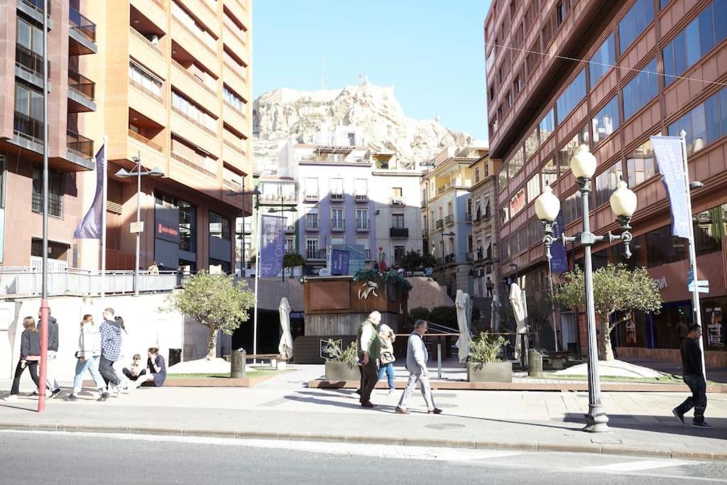 Beferent Plaza San Cristobal Apartment Alicante Luaran gambar