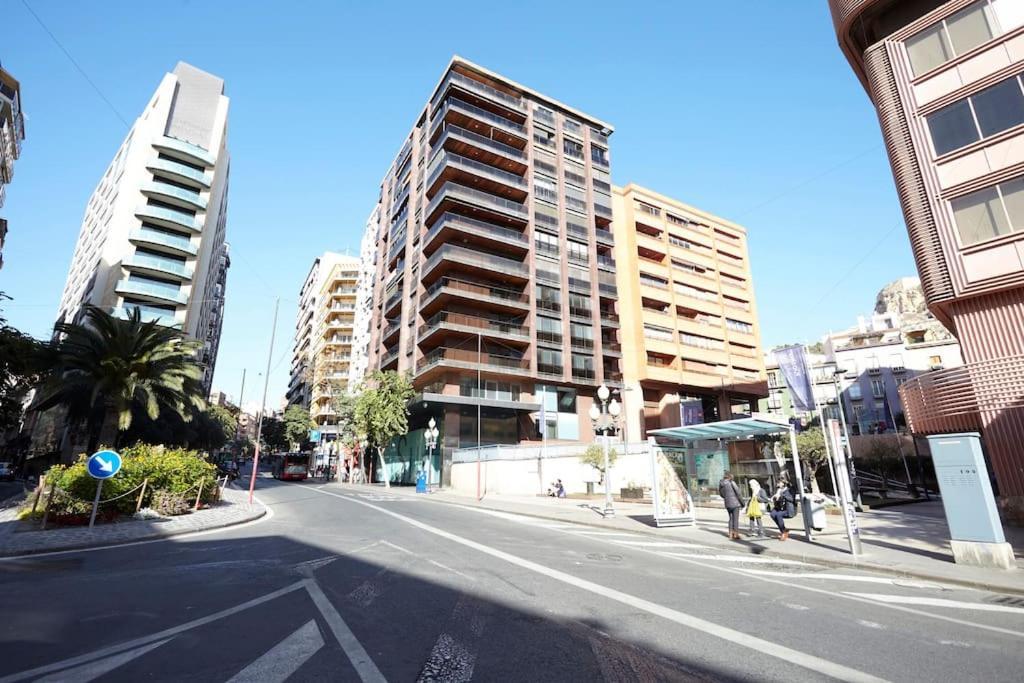 Beferent Plaza San Cristobal Apartment Alicante Luaran gambar