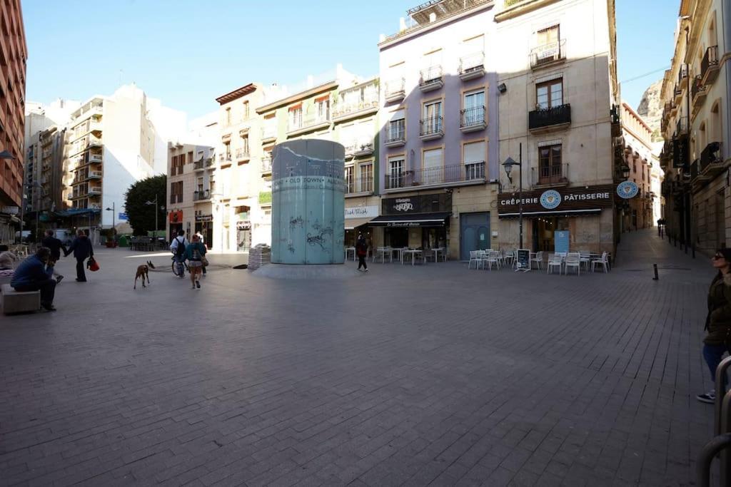 Beferent Plaza San Cristobal Apartment Alicante Luaran gambar