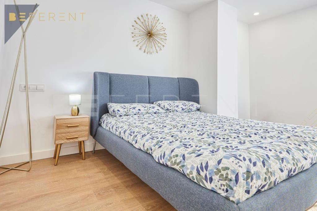 Beferent Plaza San Cristobal Apartment Alicante Luaran gambar